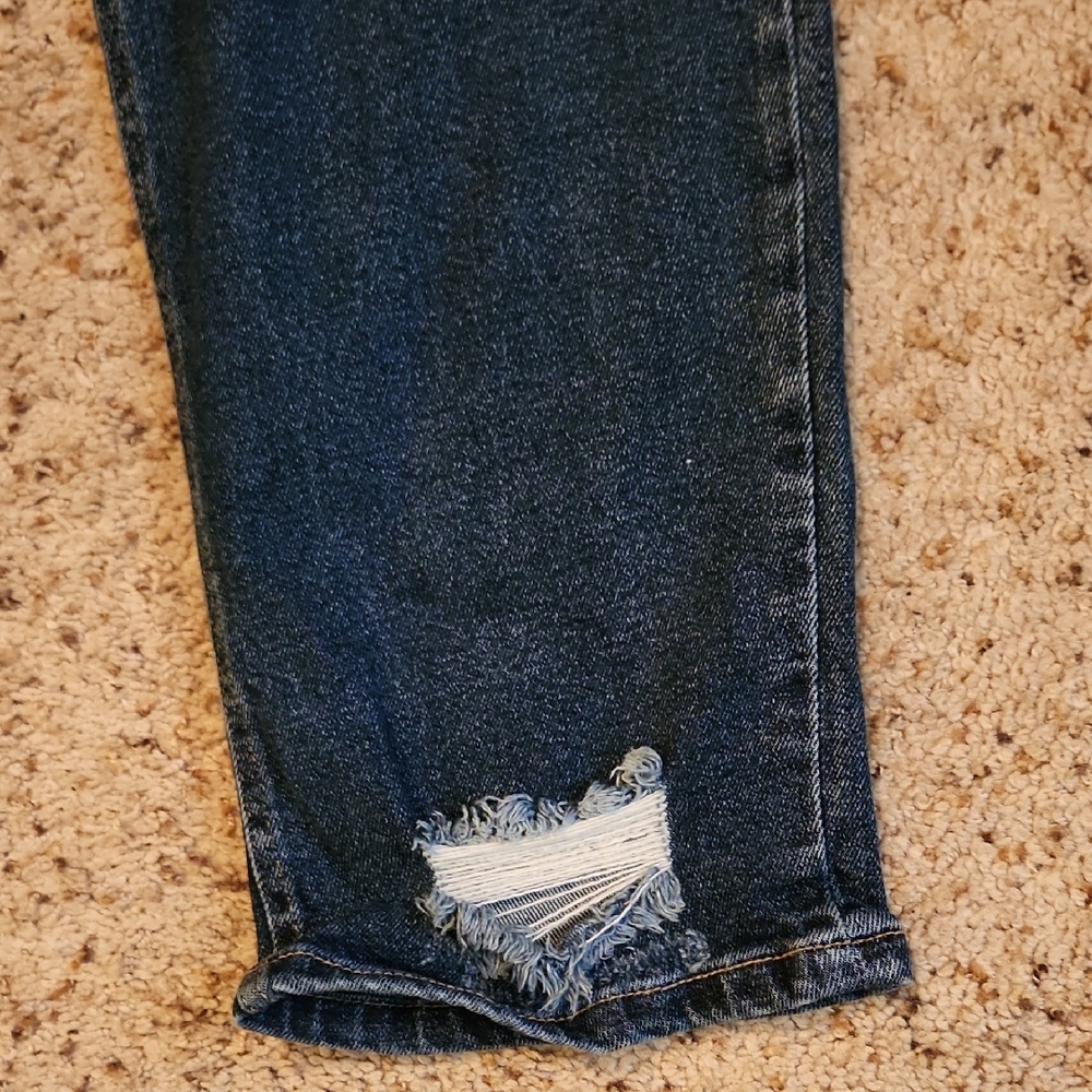 KanCan High Rise Distressed Blue Jeans PRICE IS FIRM - Picture 2 of 9